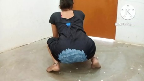 Indian mom in nighty cleaning home show porn radar your priya bhabhi